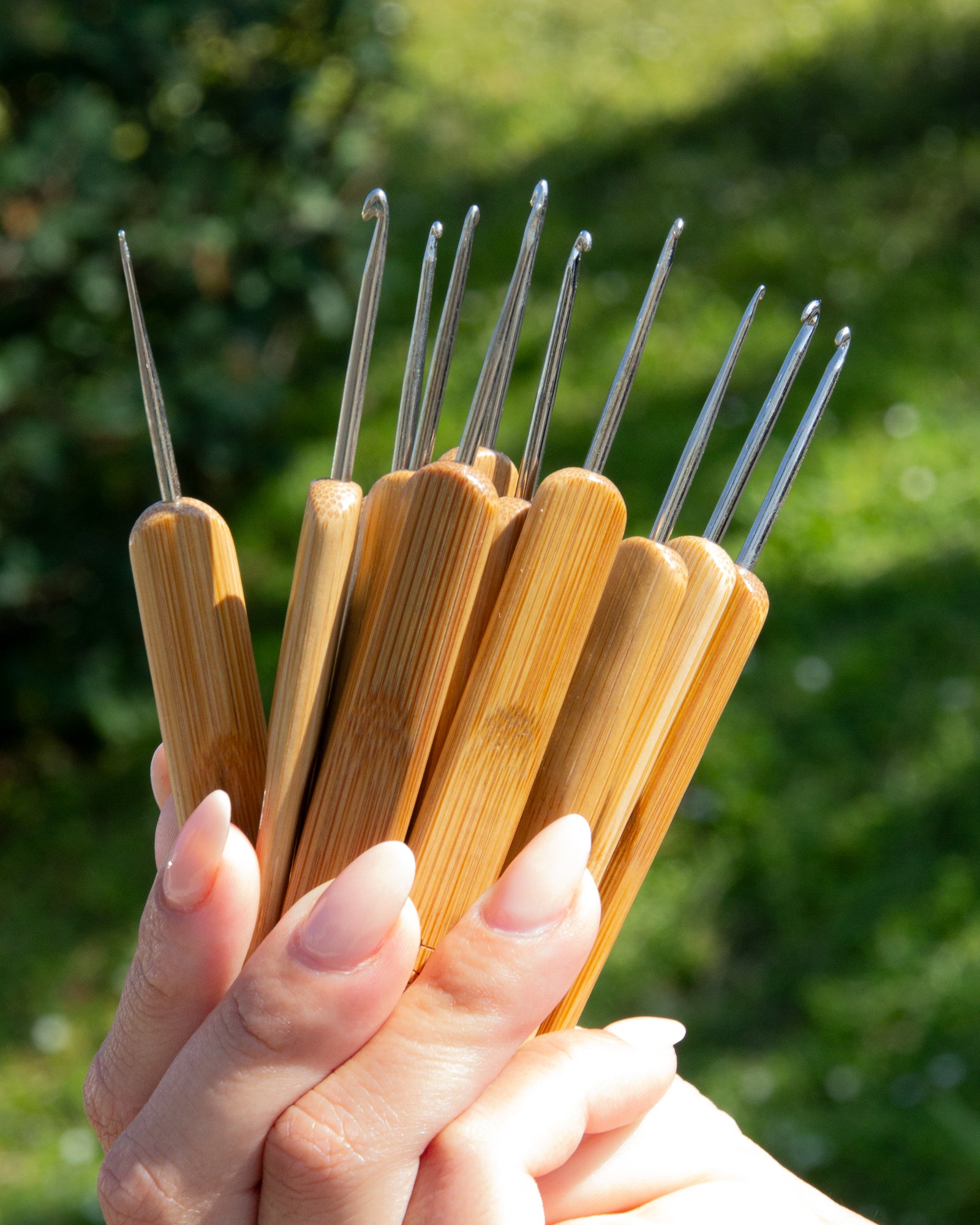12-Piece Bamboo Handle Crochet Hook Set