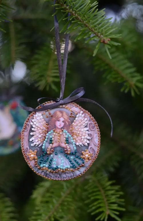 Mini Bead Embroidery Kit - Spirit of the Holiday