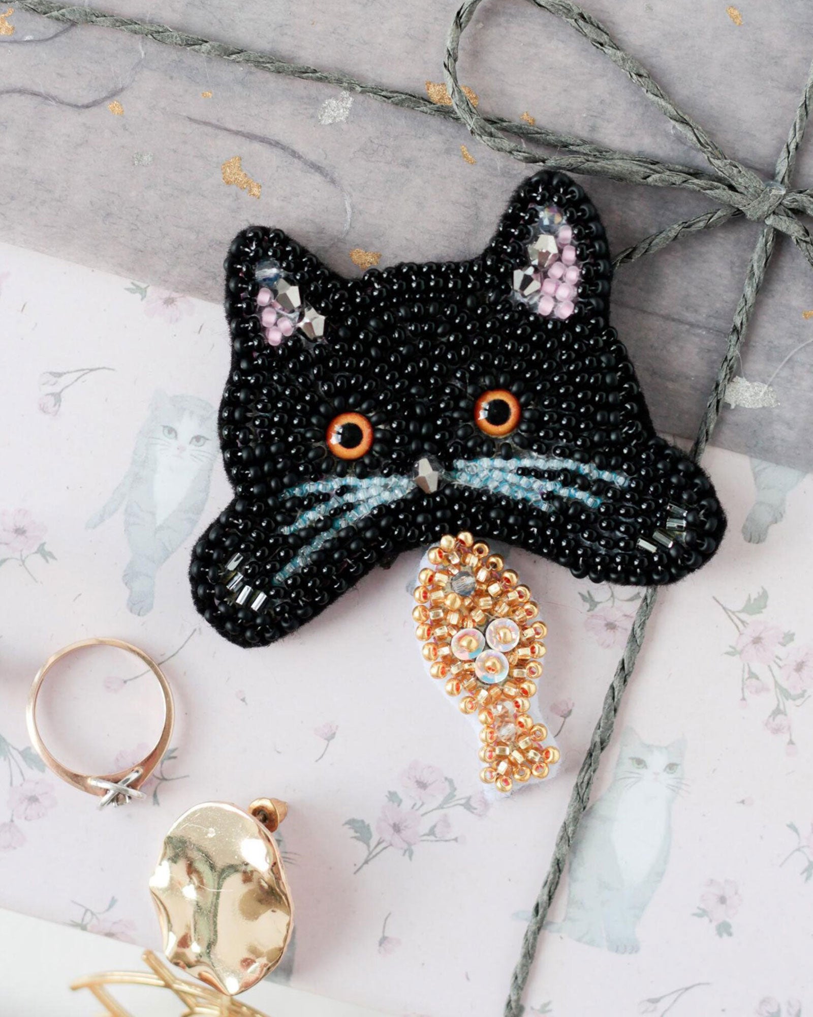 Mini Bead Jewelry Embroidery Kit - Good Catch