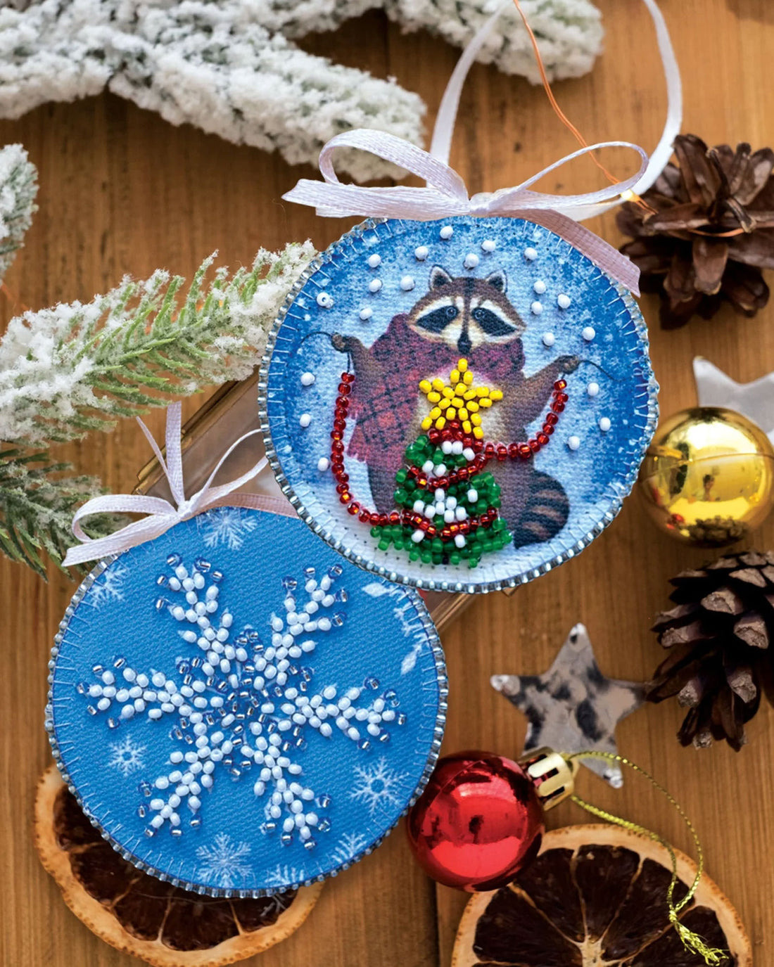 Mini Bead Embroidery Kit - Racoon and Christmas